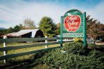 Entrance to Apple Valley Farms